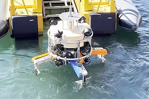 Le robot de plongée autonome SEACLEAR s'attaque aux déchets des fonds marins marseillais