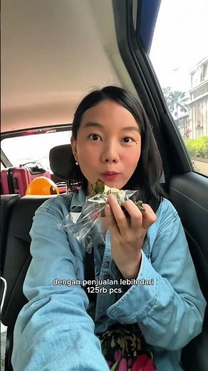 Holland Bakery's lemper is really delicious! #hollandbakery #lemper