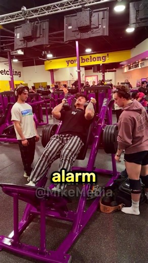 Gym CRASHOUT 😭💀#gym #gymworkout #shorts