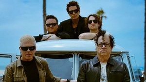 The Offspring - Pretty Fly (For A White Guy) (Official Music Video)