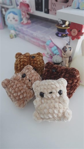 i need to restock my mini bears 😔 #crochet #crochetwithme #handmade #cute