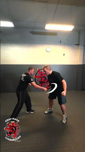 Defense against Knife Attack - Krav Maga - 360 defense with counterattack #kravmaga #selfdefense