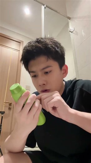 Boy Used Fake Stomach Pain to Escape Washing Dishes