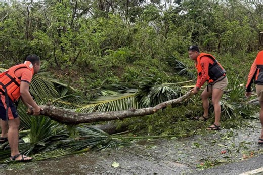 Super Typhoon Fung-Wong Path, Maps and Warnings as Storm Hits Philippines