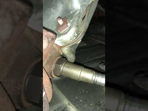How To Replace An O2 Sensors On A 2010 Dodge Charger