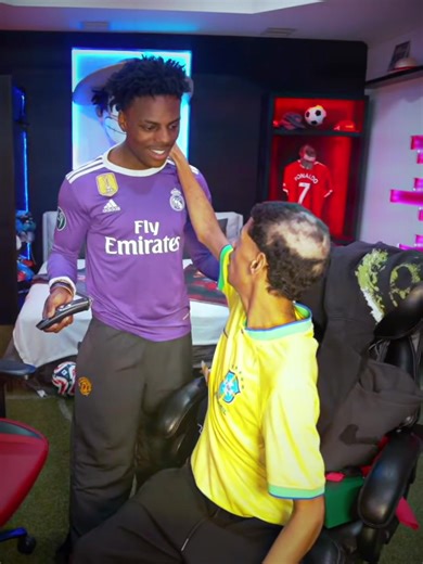 IShowSpeed Gets a Dramatic Haircut