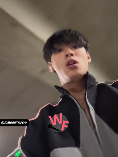 Collective 'Sweater Weather' Sing-along ft. Johnny Hyunh & Myles Smith