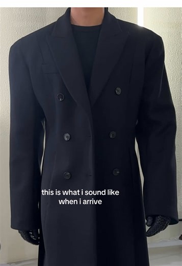 big shoulders, that’s all | shoulder girl