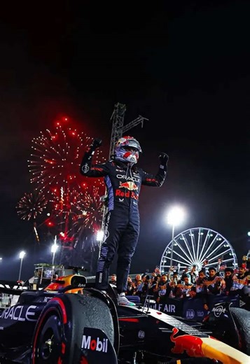 Formula 1 Night Race Highlights and Edits