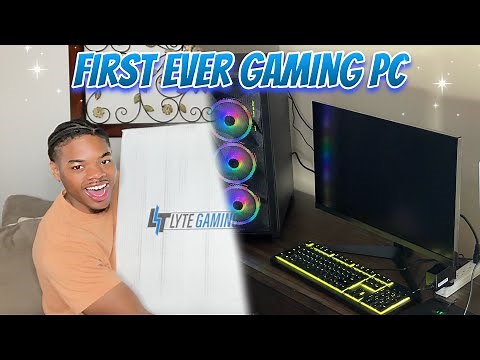 Unboxing my first ever gaming PC + setting up my gaming setup!!!