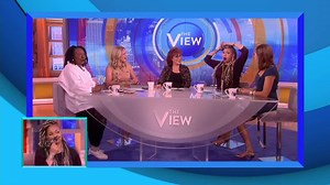 OH SNAP! Raven-Symoné handled this moment like a champ! | The View