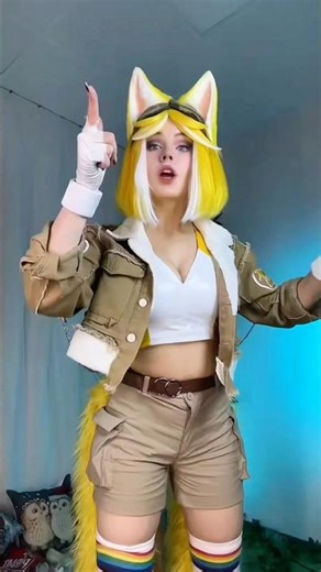 I forgot to post this 🫠 My Tails cosplay from Sonic