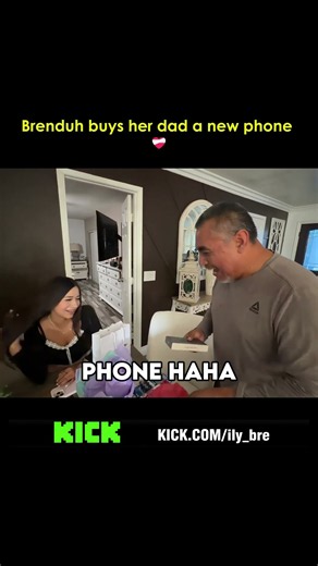 Brenduh buys her dad a new phone🥺❤️‍🩹 ‪@Ily.brenduhh‬ #brenduh #streamer #shorts