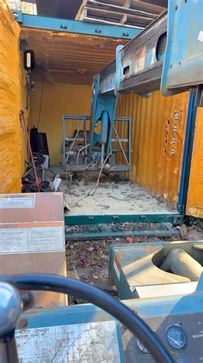 Out with the old and in with... something else ! #Dieselcreek #caterpillar #trucks #parts #dozer #workshop #dieselpower | Diesel Creek