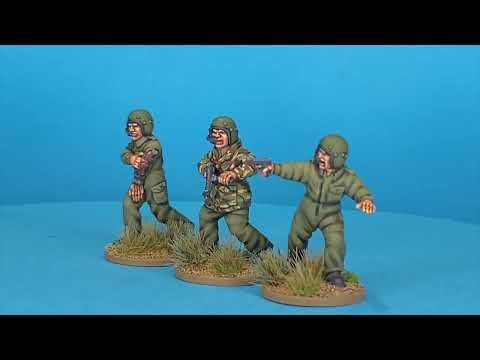 Flank March Miniatures 28mm British Cold War Dismounted Vehicle Crew and Salute