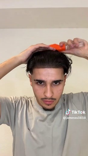 How to Style a Messy Middle Part: Simple Steps