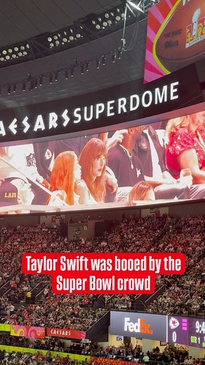 Peep the side eye 👀 #taylorswift #nfl #superbowl #boo #crowd #fans #football | Sports Illustrated