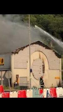 Fire breaks out at a tire shop near Bordeaux