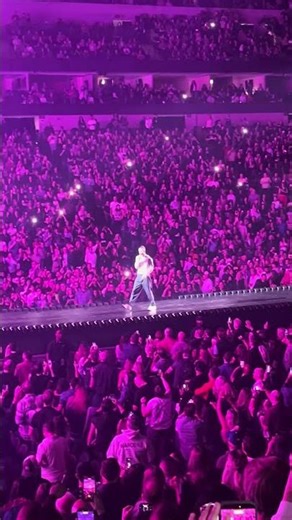 Maroon 5 concert 7