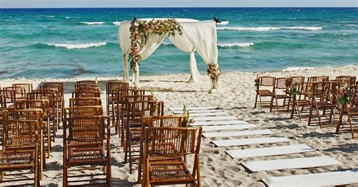 Destination wedding invitation leaves guest feeling 'awkward and embarrassed' after one big detail was missed