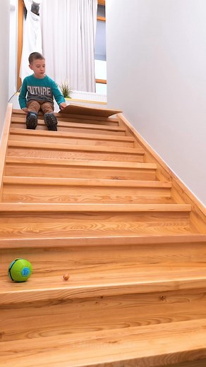 Creating a safe DIY cardboard slide for kids 🗳️ | 5-Minute Crafts