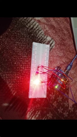 Aprendiendo algo nuevo (Soy novato 😅) #arduino #parati