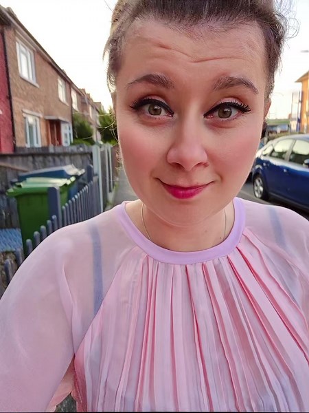 Mikas Crafts (@mikascrafts7)’s videos with Show Me Love - WizTheMc & bees & honey