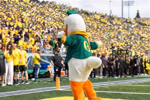 Area 51 wants to wish Oregon Football good luck tonight. Go Ducks! | Area 51 Tattoo