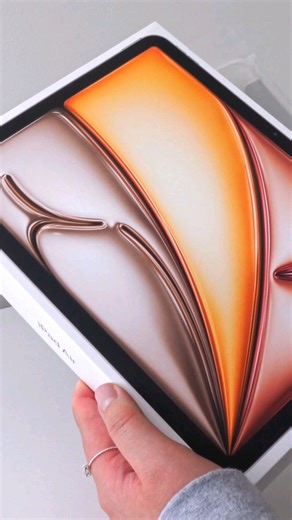 unboxing the new iPad Air M2 in Starlight!! 🍎 #apple #appleunboxing #newipad #ipad #ipadair