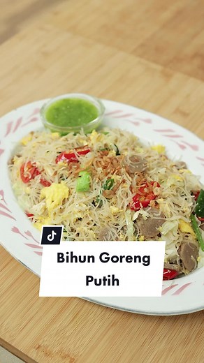 Wangi Spesial! Resep BIHUN GORENG PUTIH. Resep lengkap cek di YouTube Devina Hermawan ya😉
