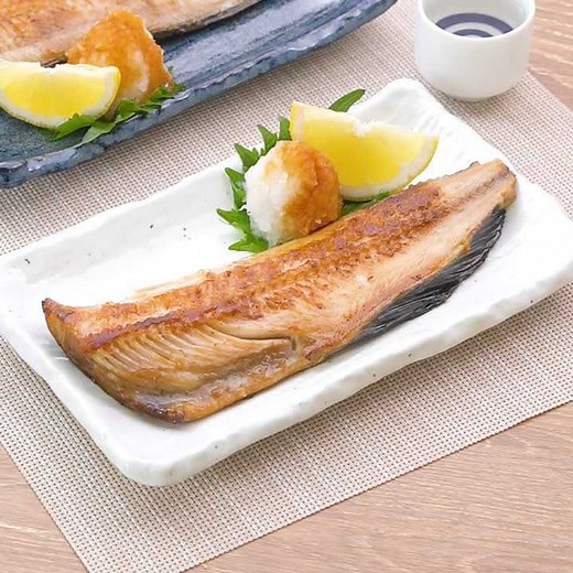 フライパンで簡単♪ ほっけの塩焼きのレシピ動画・作り方 | デリッシュキッチン