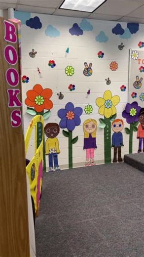 Riverside Public Library is ready for their Summer Library Club kick-off tomorrow, 1-3pm! Fun with Sheriff and Cowgirl, science experiments, 70s photo sets, crafts, games, snacks, giveaways, and door prizes! https://www.kcpls.org/summer-library-club | Kanawha County Public Library | Facebook