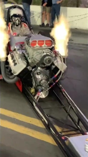 CACKLEFEST - Dragster engine show to light up the night sky!!!