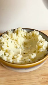 Easy Mashed Potatoes | Mama Sweet and Spice