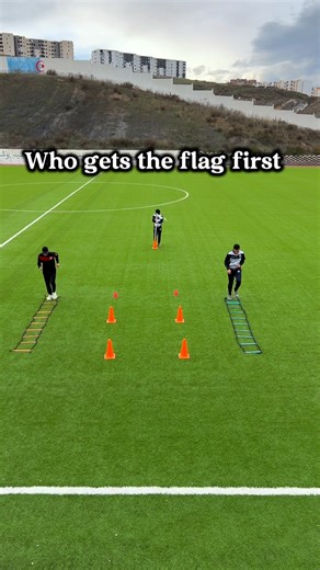 SOHAIB BOUZIANE | COACH on Instagram: "Game , who get the flag first 👌➡️✅ #fblifestyle"