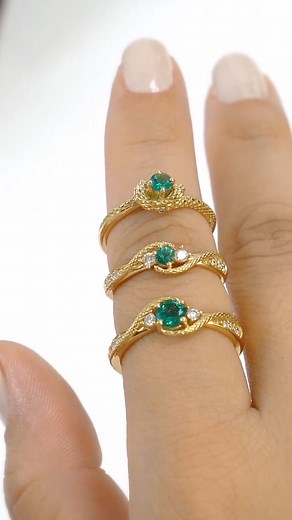 2.2K views · 7 comments | Os Anéis de Formatura Python II, Angitia II...