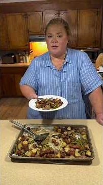 One Pan Sausage, Green Beans, & Potatoes #dinnerideas #yummy #dinnertime #easyrecipes