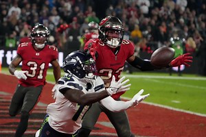 Cleveland Browns' Marquise Goodwin sidelined due to blood clots in lungs and legs