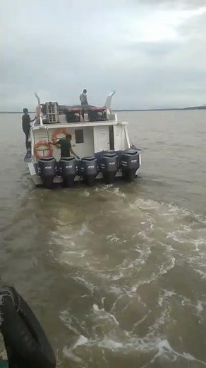 Speedboat mesin 1250 PK start engine track Tarakan