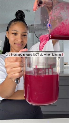3 Juicing Mistakes to Avoid 🚫 Bonus tip: Drink your juice within 24 hours for max nutrients!