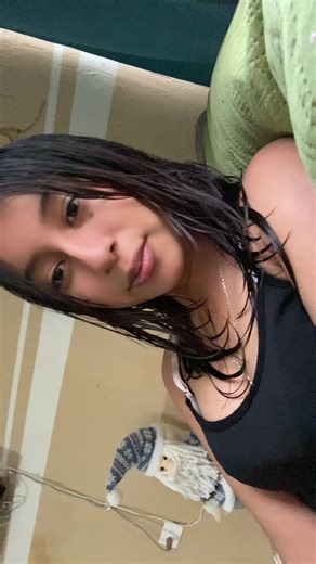 Videos de Julie Judith (@julie_judith28) con “YOGURCITO REMIX (feat. Kris R., ROA) - Blessd & Anuel AA & Yan Block & Luar La L”