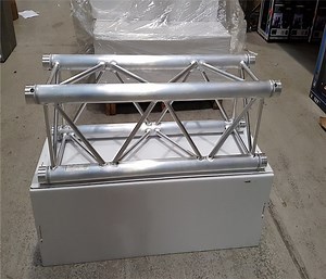 [Hot Item] Quickly Assemble Custom Made Bolt Roof Truss Bridge with Steel Base