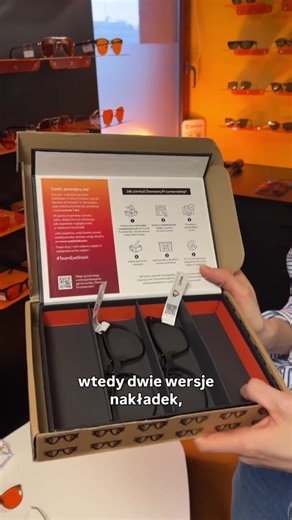 Szukasz nakładek blokujących niebieskie światło na swoje okulary korekcyjne? 😎 Mamy coś dla Ciebie ✅ Nakładki: LUNA I PYRO - to proste i skuteczne rozwiązanie dla tych, którzy chcą zadbać o swoją produktywność, sen i nocną regenerację 😴 Link do produktów znajdziesz w BIO! #nakładkinaokulary #okularykorekcyjne #okularyblokująceniebieskieświatło #okularydokomputera #okulary #eyeshield #sen #produktywność #domowaprzymierzalnia #przymierzwdomu