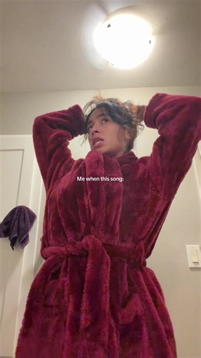 Why is my robe giving Shalisa | Silk Robe