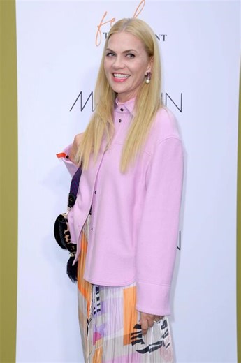 Anna Loos | Steckbrief, Bilder und News