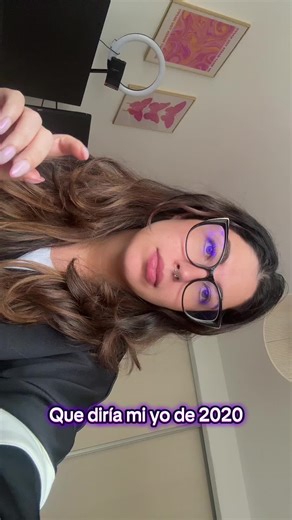 Reflexiones de una programadora un jueves lluvioso #programmergirl #programming #motivation #inspiration