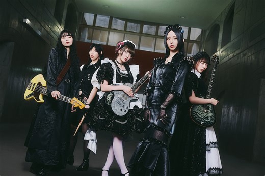 BAND-MAID、EP『SCOOOOOP』から「Present Perfect」のMVティザー公開。＜COUNTDOWN JAPAN＞初出演決定も