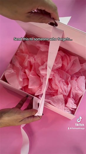 Flo Health: Reminder To Log Symptoms