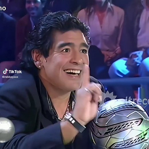 Pelé y Maradona 🐐🕊#riplegends #fyp #footballlegends | Maradona