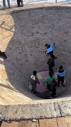 “Stuck Inside a Well 😱 Can They Escape Without JCB?